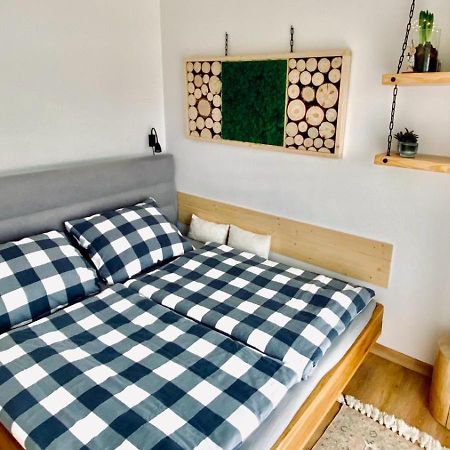 Apartman Lipenka Černá v Pošumaví Exteriör bild
